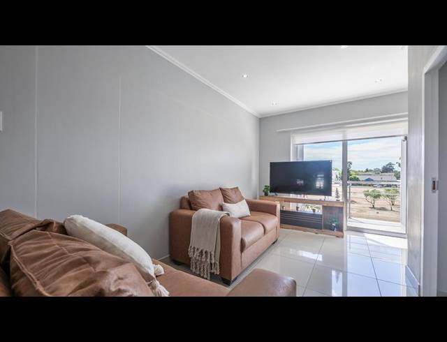 2 BEDROOM APARTMENT FOR SALE IN DURBANVILLE CENTRAL